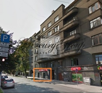 Коммерческие помещения на ул.Сколас на аренду!