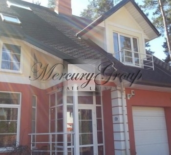 We offer for summer rent wonderful house in Jurmala near the sea