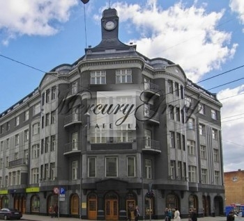 Предлагаем на аренду большой офис в центре Риги
