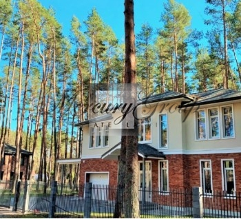 Замечательная дом на продажу в Юрмале!