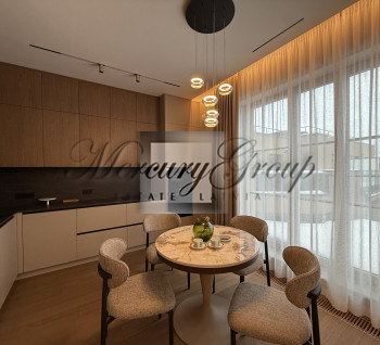 Fantastiskie stilīgie apartamenti klusajā centrā uz īri 