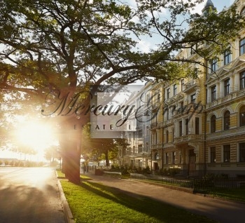 Продаем замечательную квартиру в центре Риги...