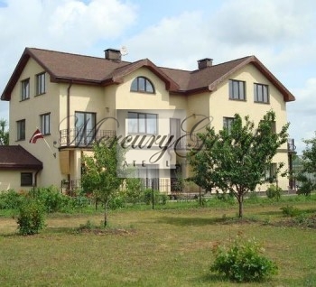Good-quality family house in Marupe...