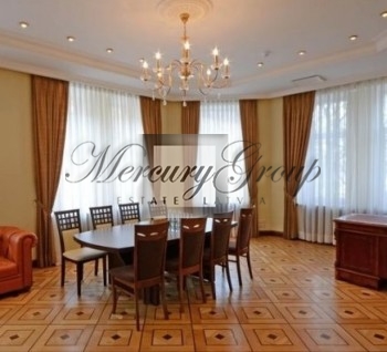 We offer for rent presentable offices in the embassy district of Riga