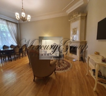 For rent apartment with the view to the park