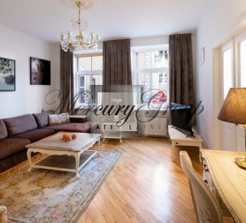 Nice apartment in Old Town for sale