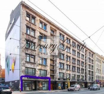 Izīrē komerctelpas pašā Rīgas centrā