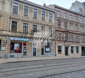 Telpas nomai izcilā vietā Rīgas centrā