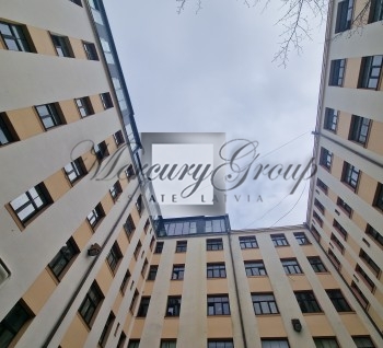 Инвестиционный проект с 13 квартирами  в центре Риги 