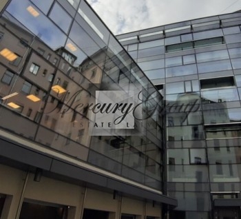 Izīrē modernas A klases biroja telpas Rīgas centrā