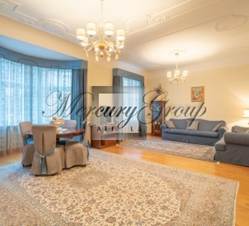Продаем элегантную квартиру в посольском районе Риги!