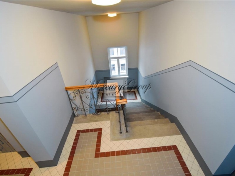 Dzirnavu 6 - a renovated historical building in the quiet center. Nr. 9