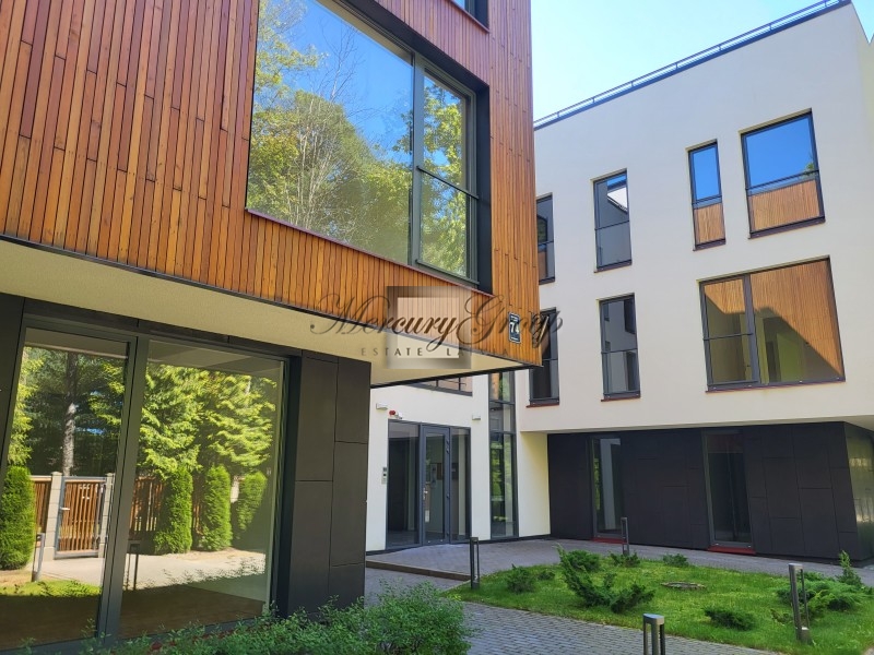 PineWood is a cozy project with luxury apartments surrounded by pine trees. Nr. 13