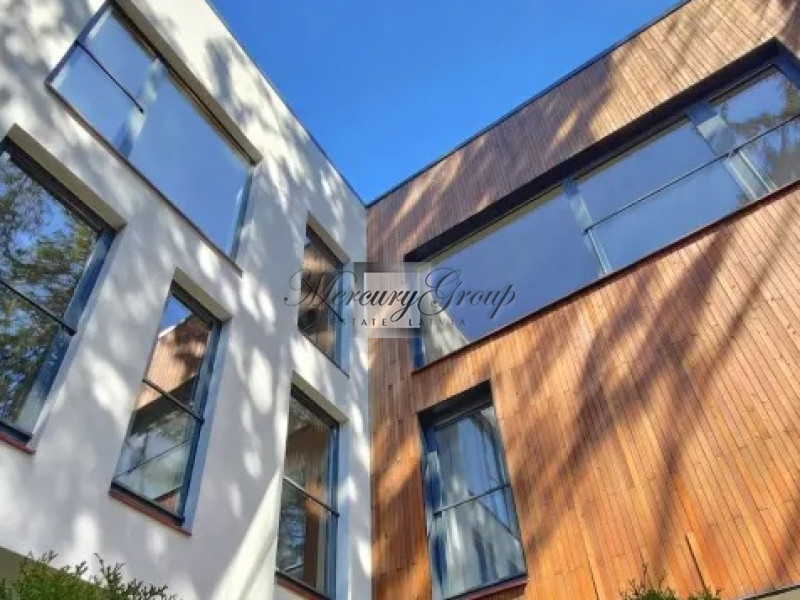 PineWood is a cozy project with luxury apartments surrounded by pine trees. Nr. 2