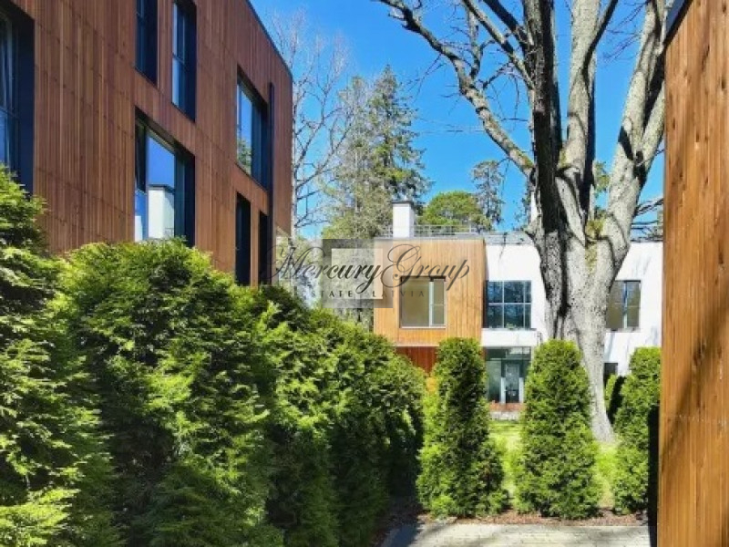 PineWood is a cozy project with luxury apartments surrounded by pine trees. Nr. 8